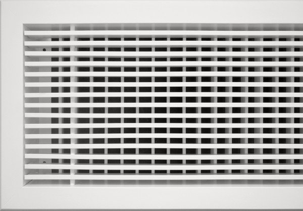 Περσίδα γραμμική ελαφρού τύπου με πίσω πτερύγια Ε12-Τ1Κ-D 20X10